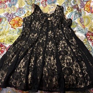 Elegant Black Lace Dress